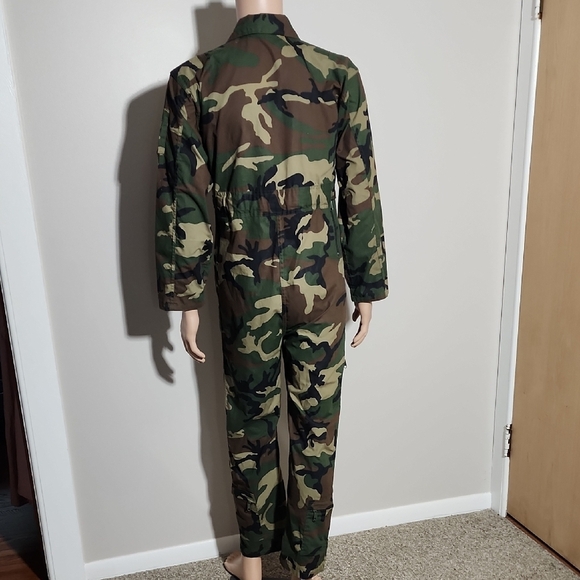 Rothco Kids Woodland Camo Jumpsuit - Picture 5 of 9